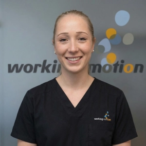 <span style="color: #f7a705;">Josephine</span> <strong>Hellweg</strong>