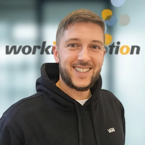 <span style="color: #f7a705;">Marcel</span> <strong>Reißland</strong>